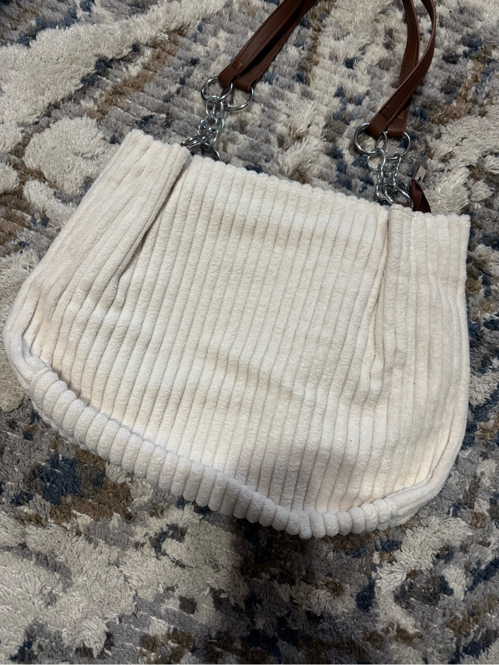 ✅🩷 $5 items for $25 Minimum. Cream Ribbed Shoulder Bag with Brown Handles - Picture 11 of 11